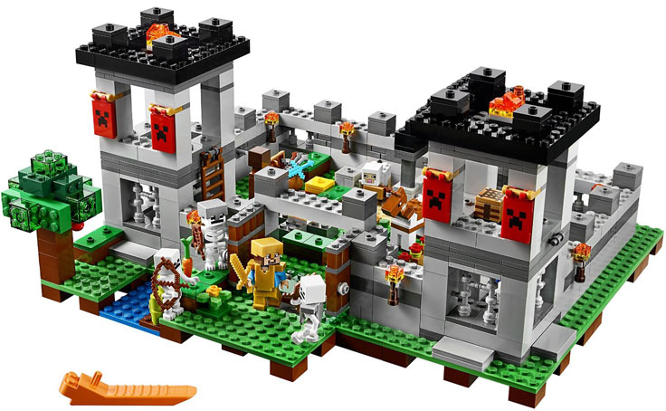 deballage-LEGO-21127-Minecraft-La-Forteresse-edition-2016-noel