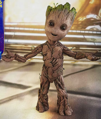 baby-groot-figure-sideshow-collectible-taile-reelle