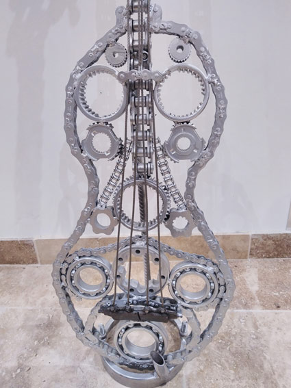 guitare en metal collection art 20 kilo