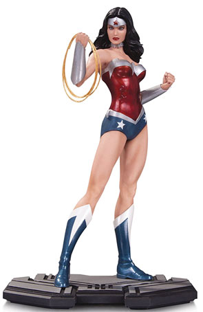DC-Comics-Icons-statuette-Wonder-Woman-lynda-carter