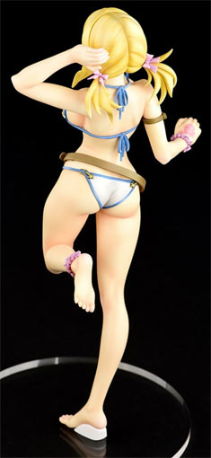 figurine-collector-fairy-tail-bikini