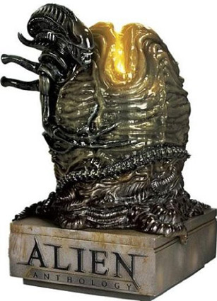 Coffret-integrale-alien-egg-anthologie-Blu-ray-DVD-oeuf-collector-limitee