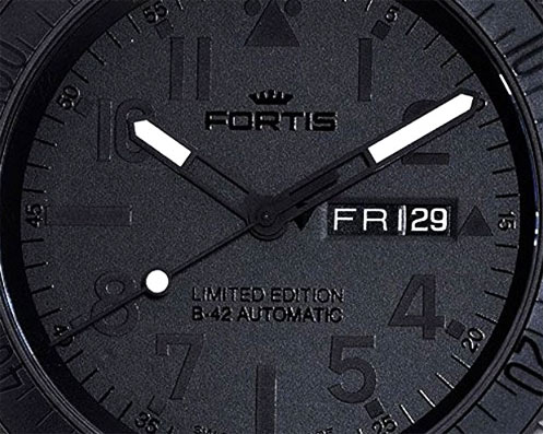 Montre-luxe-collection-design-noir
